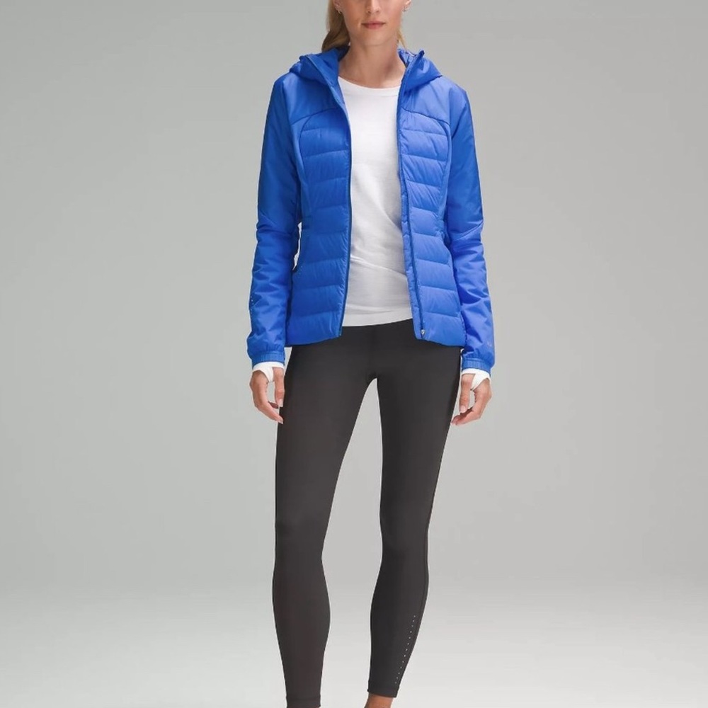 Lululemon Down For It All Jacket size 8 Pipe Dream Blue EUC - Picture 5 of 16